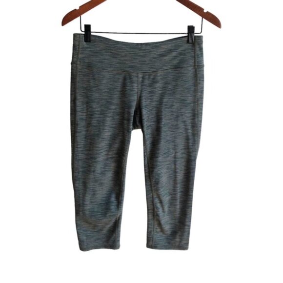 Athleta Cropped Pants Size Medium - Picture 7 of 7